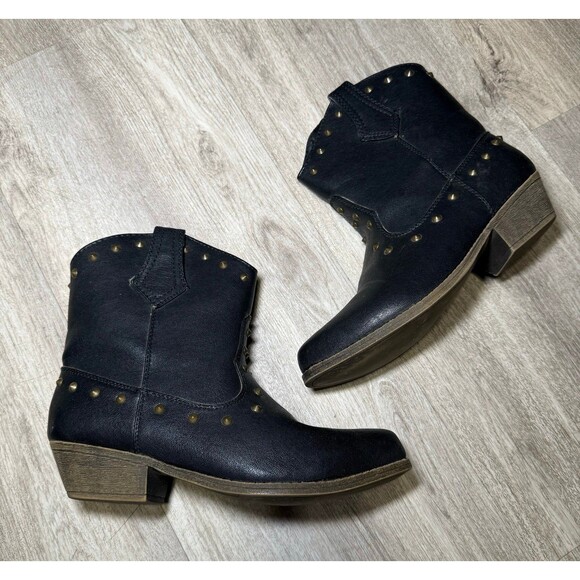 Size 8 women’s rampage boots like new western style - Picture 1 of 6